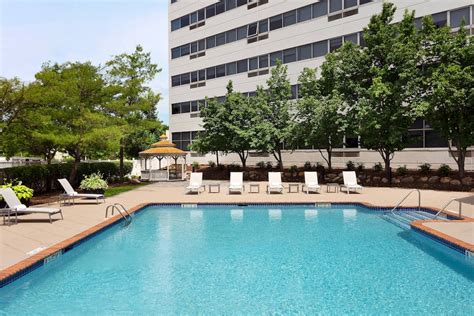 Hotel in Woodbridge, NJ .